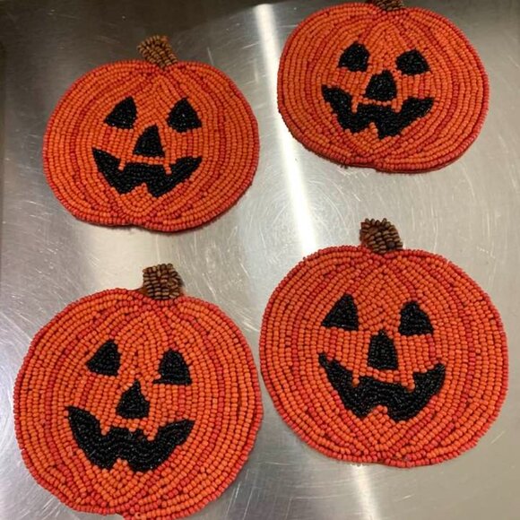 Pier 1 Beaded Jack O' Lantern Coasters (set of 4) Halloween, Pumpkins - Picture 1 of 5